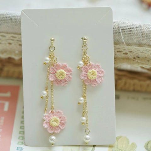 Daisy Tassel Pearl Earrings