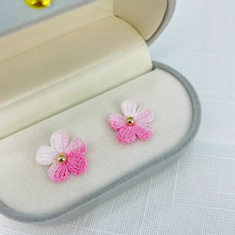 Gradient Little Flower Earrings