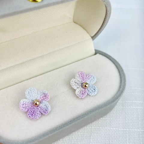 Gradient Little Flower Earrings