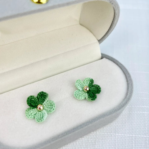 Gradient Little Flower Earrings