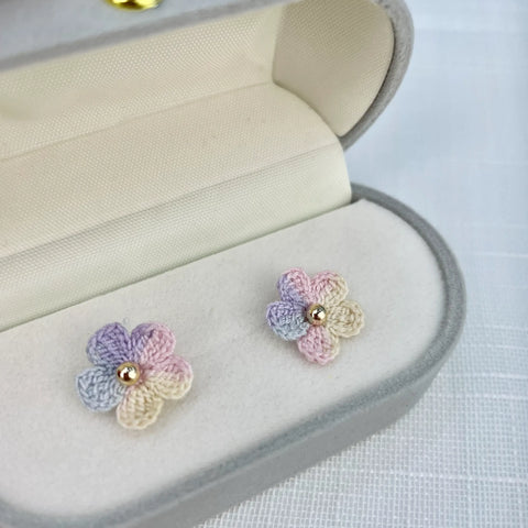 Gradient Little Flower Earrings