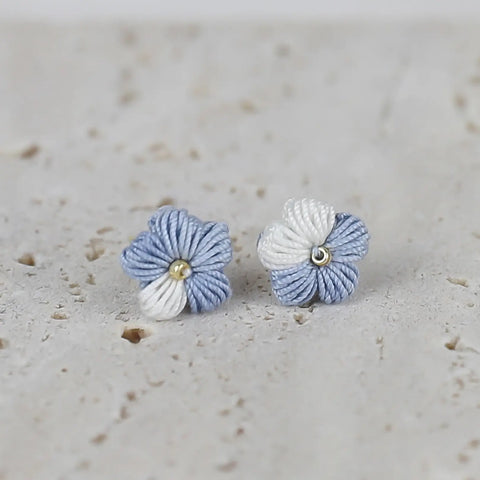 Gradient Puff Flower Earrings