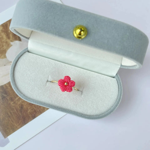 Solid Puff Flower Ring