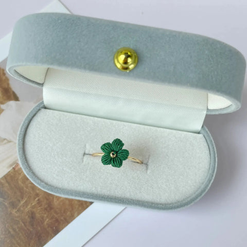 Solid Puff Flower Ring