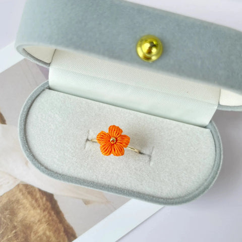 Solid Puff Flower Ring