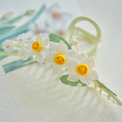 Onirr Handmade Micro Crochet Claw Clip D Gold 1
