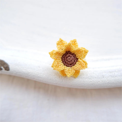 Onirr Handmade Micro Crochet Sunflower Ring Gold